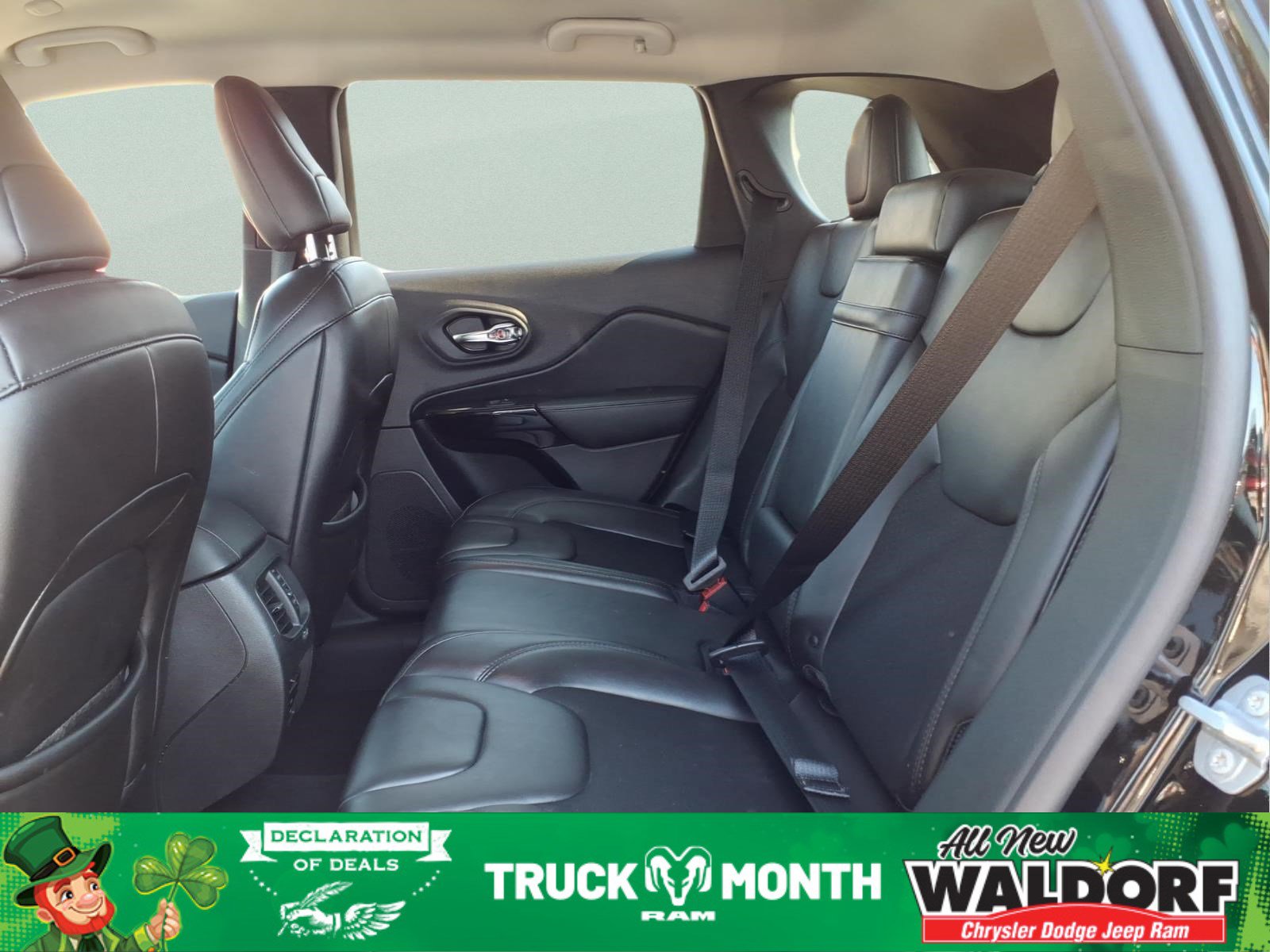 Used 2019 Jeep Cherokee Latitude Plus image 14