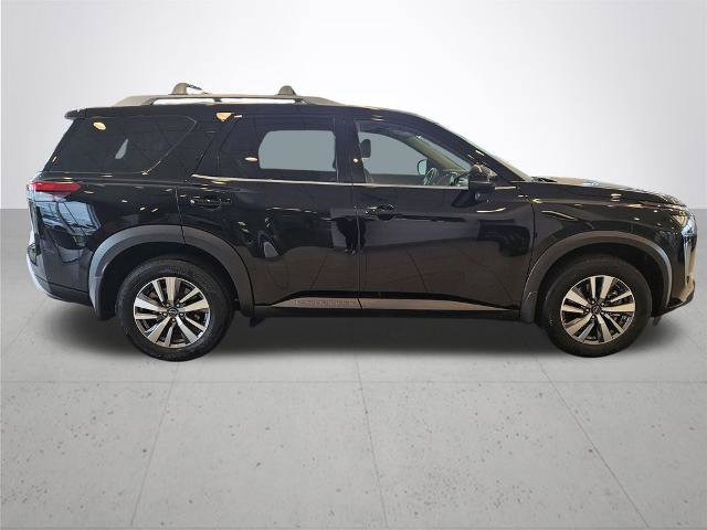 Certified 2025 Nissan Pathfinder SL AWD/4WD image 7