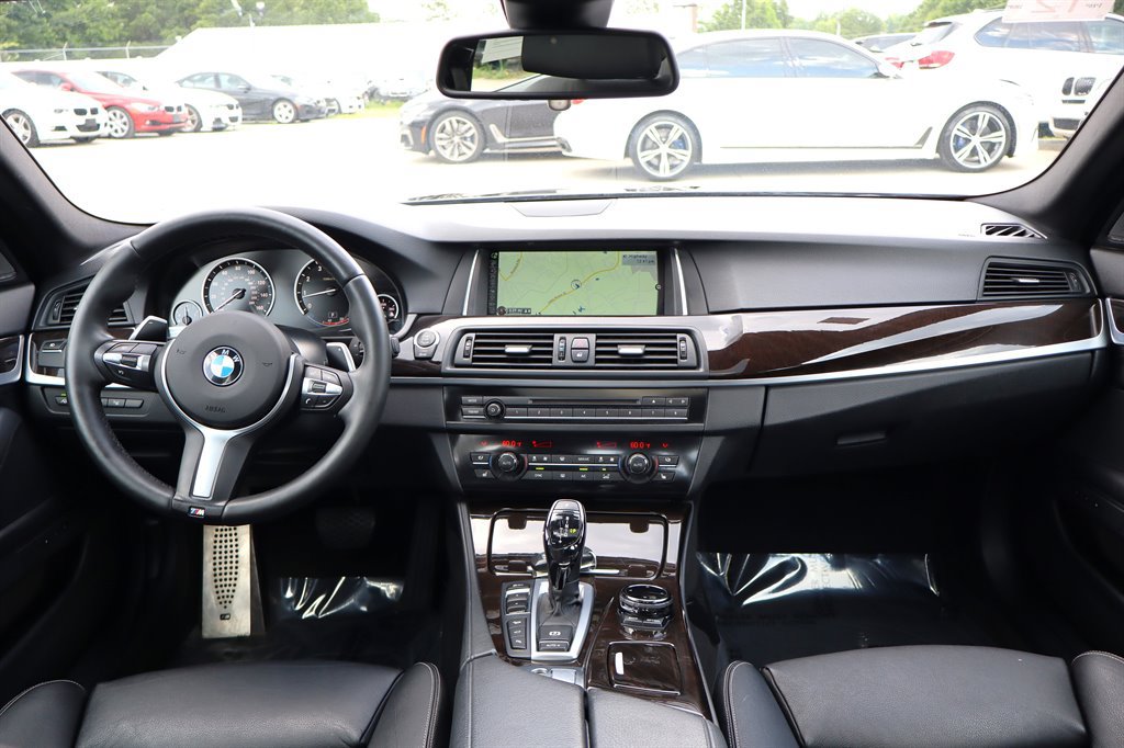 Used 2014 BMW 550i xDrive Sedan AWD/4WD image 12