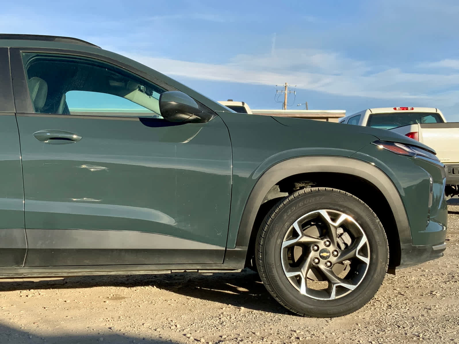 Certified 2025 Chevrolet Trax LT w/ Driver Confidence Package image 10