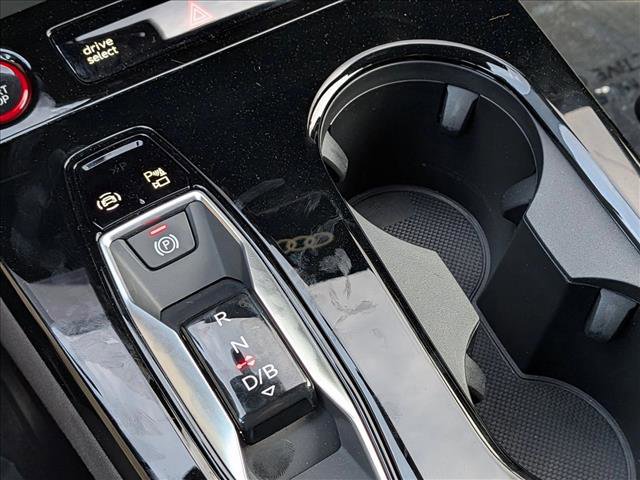 Certified 2025 Audi SQ6 e-tron Prestige w/ Black Optic Package AWD/4WD image 12