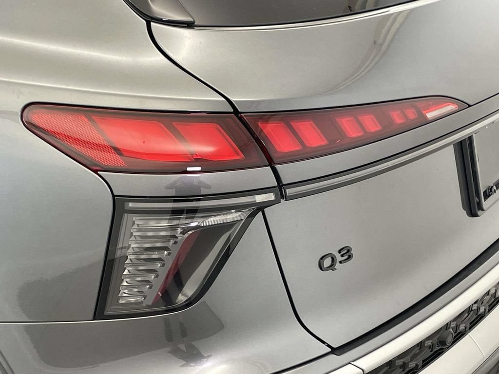 New 2026 Audi Q3 quattro 2.0T AWD/4WD image 16