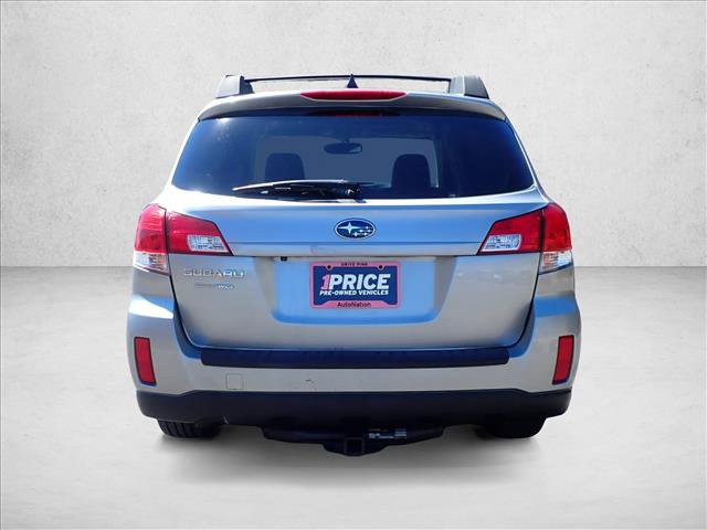Used 2011 Subaru Outback 2.5i Limited AWD/4WD image 3