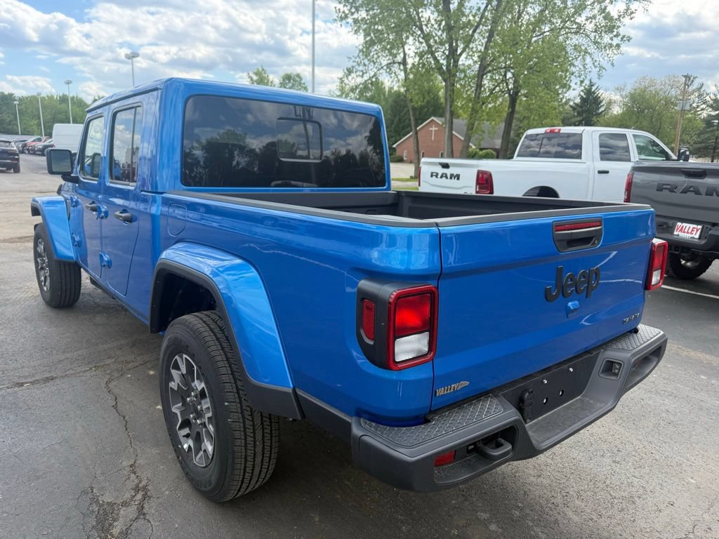 New 2026 Jeep Gladiator Sport AWD/4WD image 5