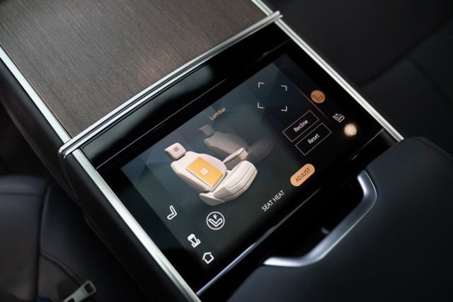 Used 2023 Land Rover Range Rover Long Wheelbase Autobiography image 53