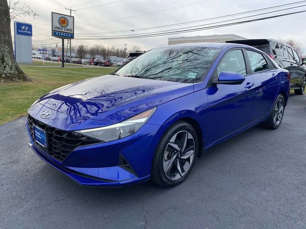 Certified 2023 Hyundai Elantra SEL w/ Convenience Package image 6