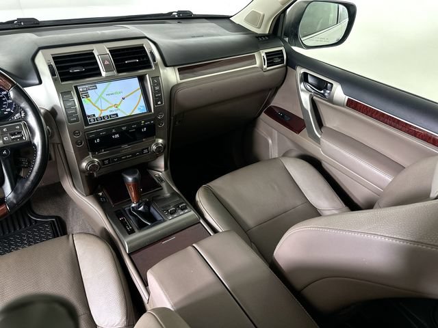 Used 2018 Lexus GX 460 Premium w/ Premium Package AWD/4WD image 36