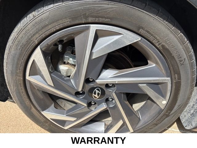 Used 2025 Hyundai Elantra Sport FWD image 7