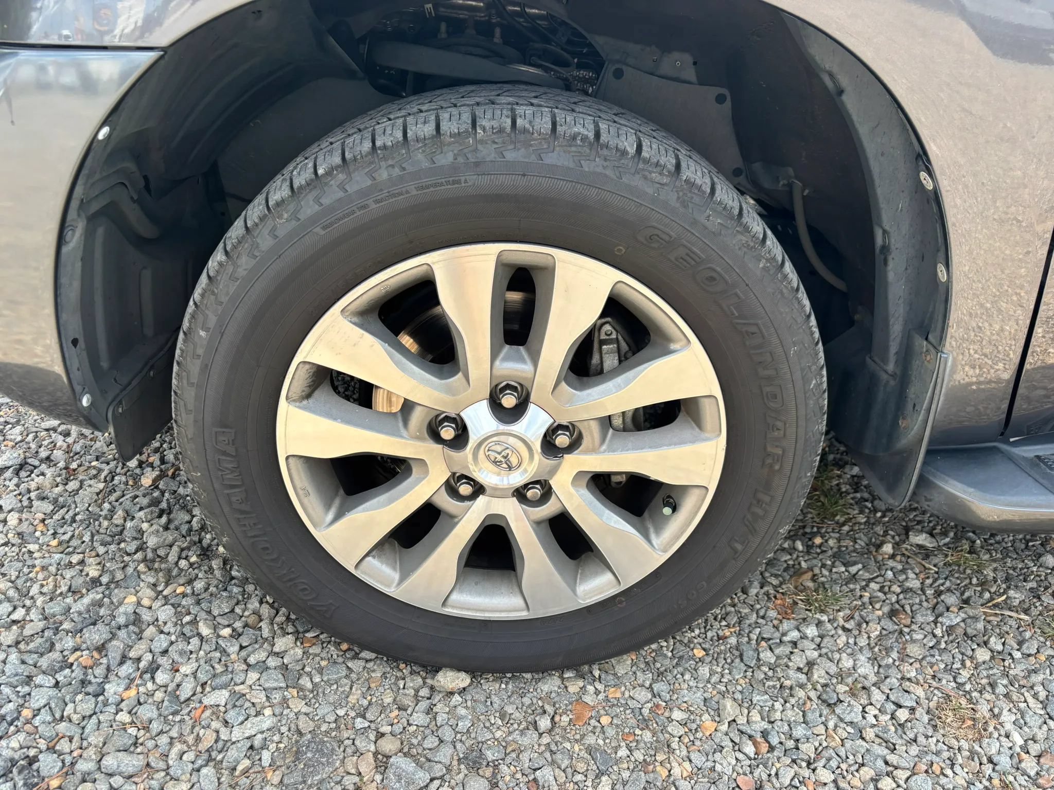 Used 2014 Toyota Sequoia Limited AWD/4WD image 9