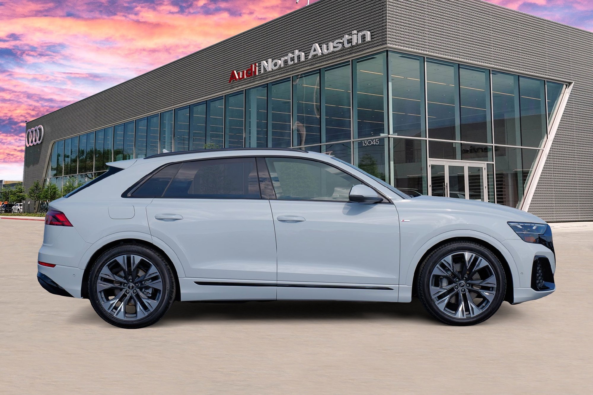 New 2026 Audi Q8 Prestige image 4