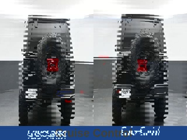 Used 2024 Jeep Wrangler Unlimited Rubicon w/ Technology Group image 10