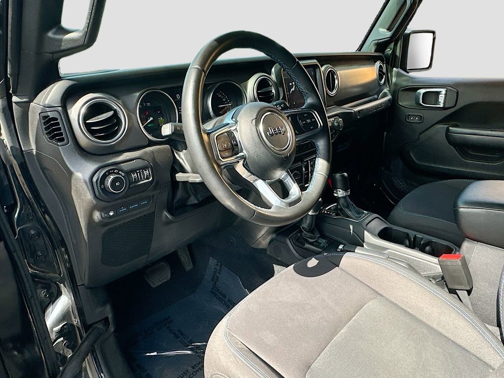 Used 2022 Jeep Wrangler Unlimited Rubicon 4xe image 9