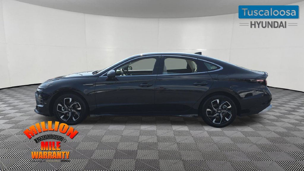 Used 2025 Hyundai Sonata SEL FWD image 4
