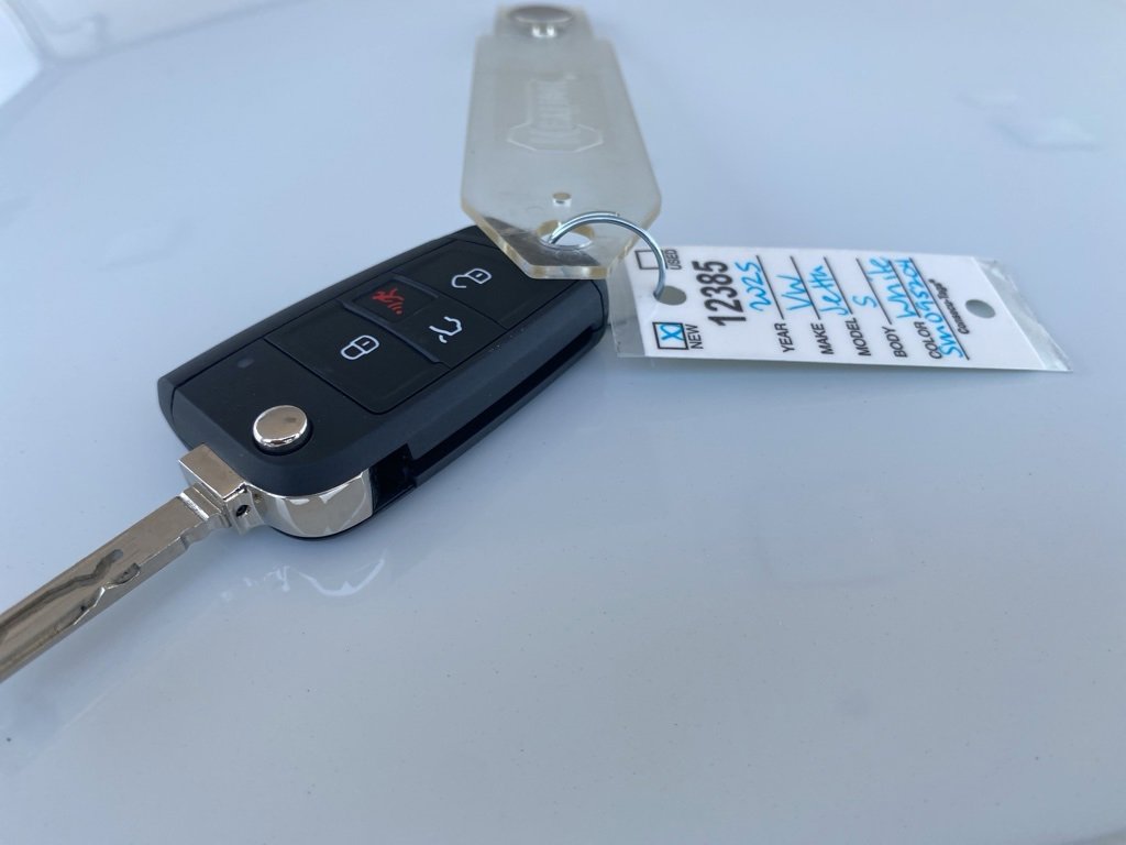 New 2025 Volkswagen Jetta S image 31