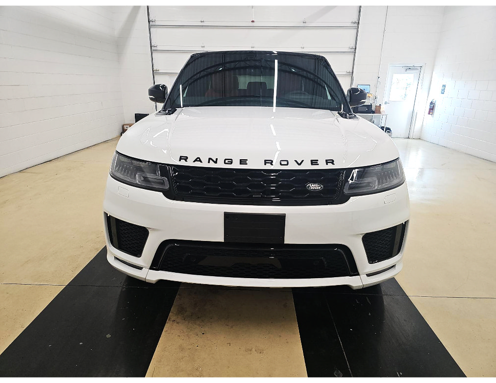 Used 2022 Land Rover Range Rover Sport HST AWD/4WD image 2