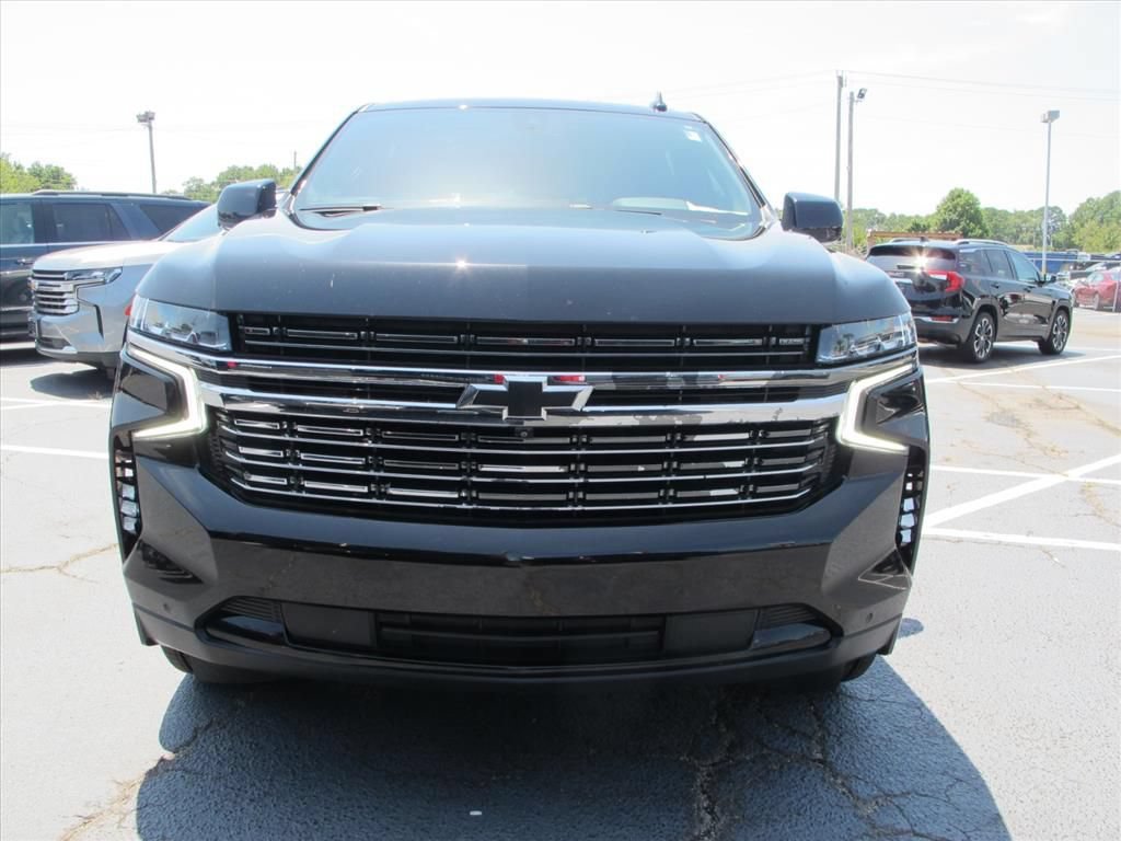 Used 2022 Chevrolet Suburban RST w/ Sport Performance Package AWD/4WD image 9