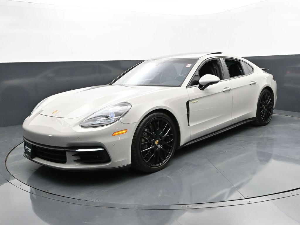 Used 2020 Porsche Panamera 4 image 1