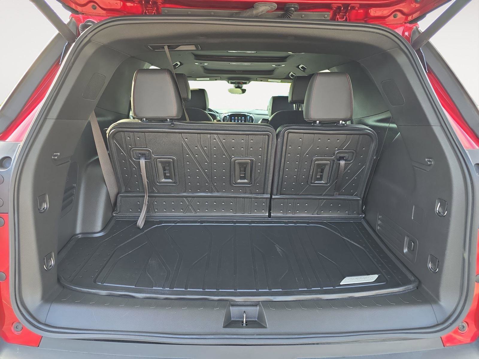 Used 2024 Chevrolet Traverse RS image 14