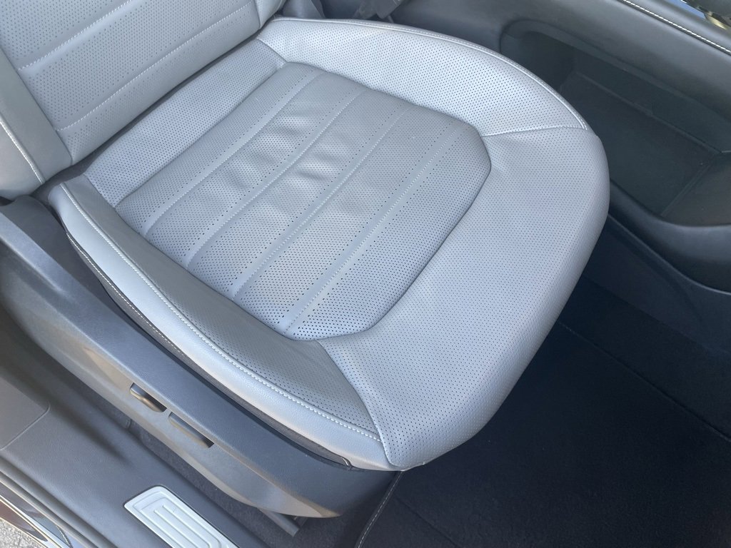 Used 2024 Volkswagen Atlas Cross Sport SEL R-Line image 34