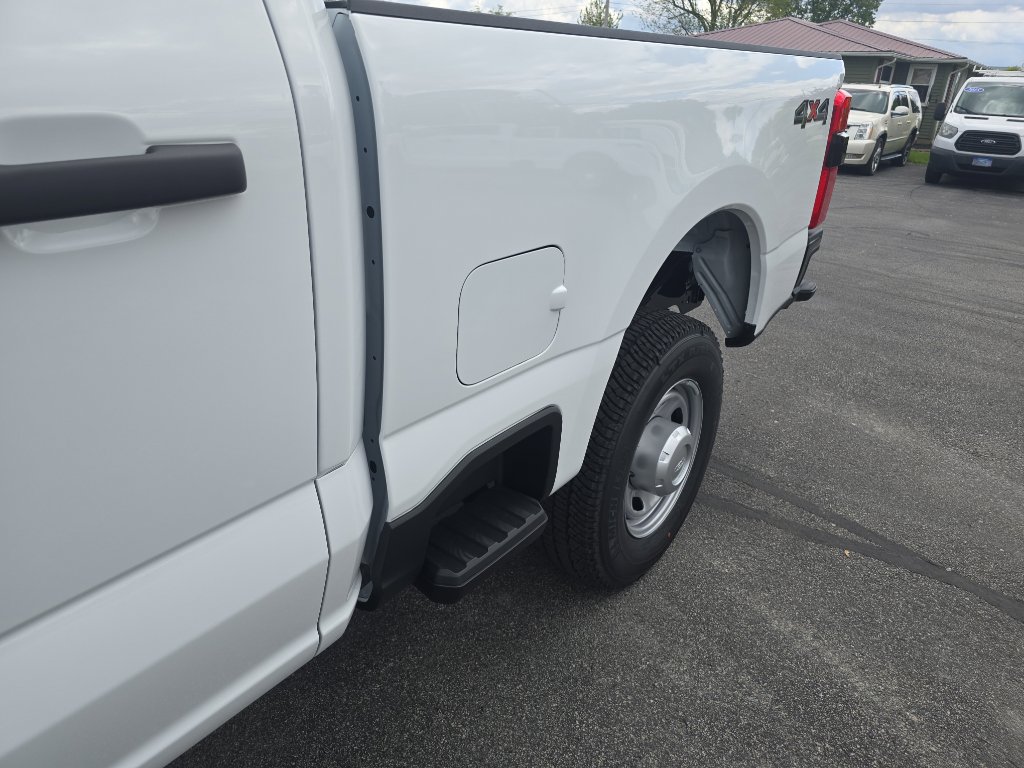 New 2025 Ford F350 XL w/ 360-Degree Camera Package image 14