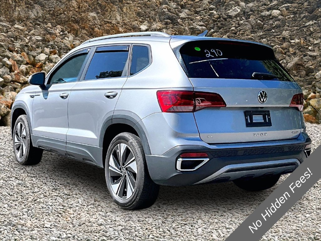 Used 2024 Volkswagen Taos SE AWD/4WD image 10