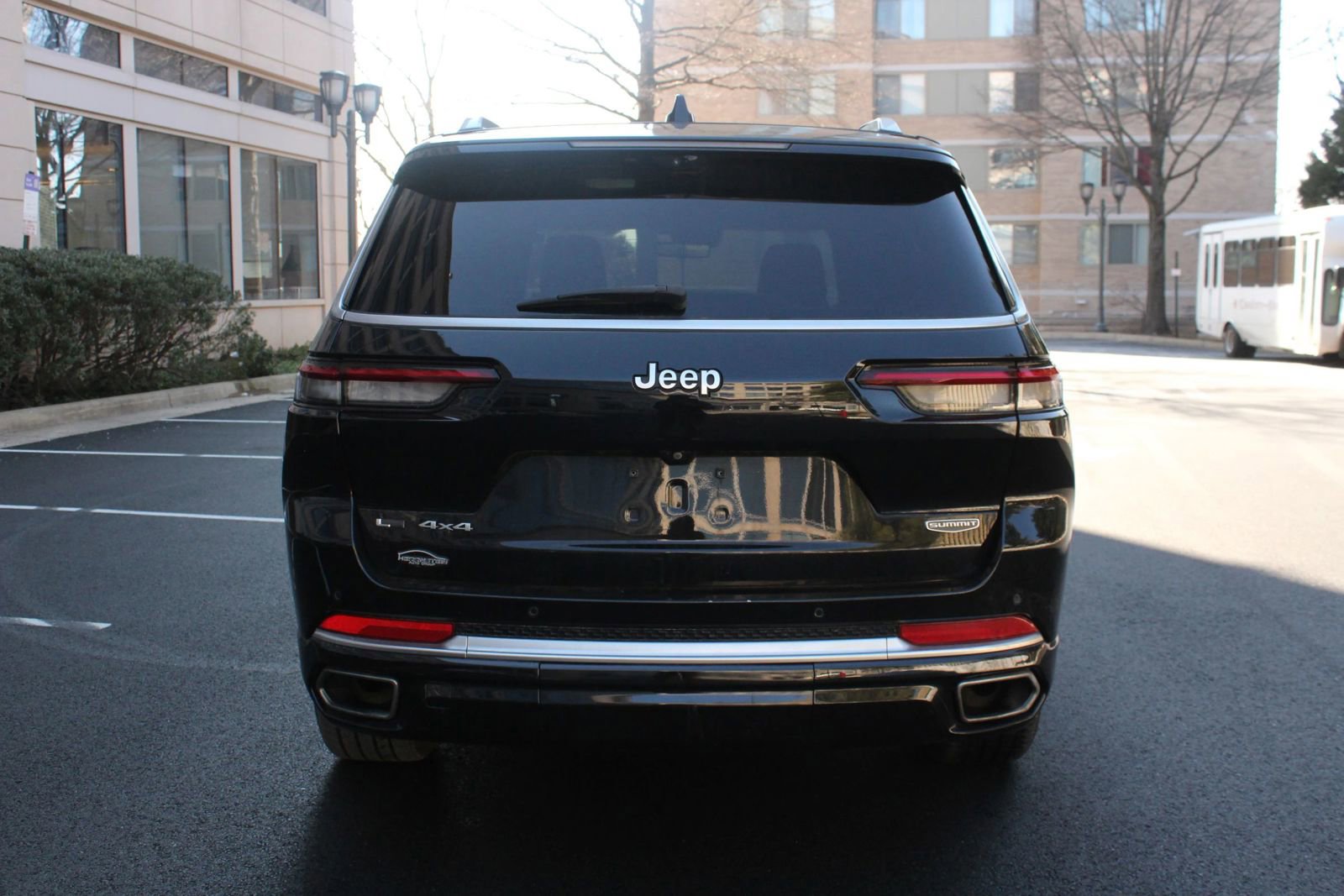 Used 2021 Jeep Grand Cherokee L Summit image 7