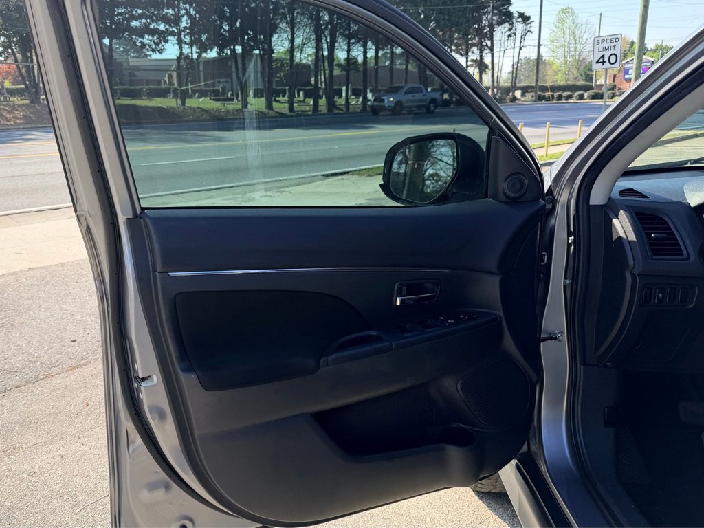 Used 2017 Mitsubishi Outlander Sport ES image 22