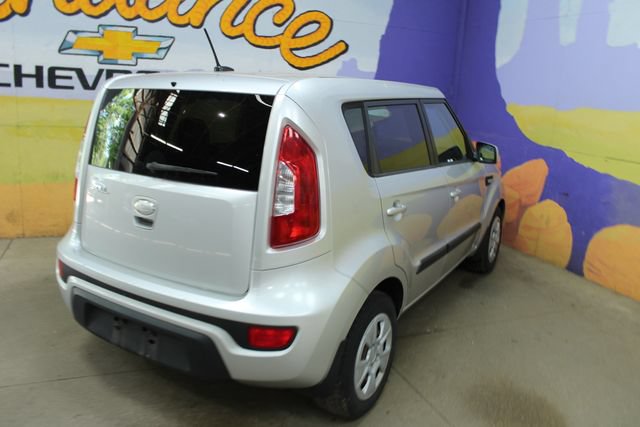 Used 2013 Kia Soul FWD image 8