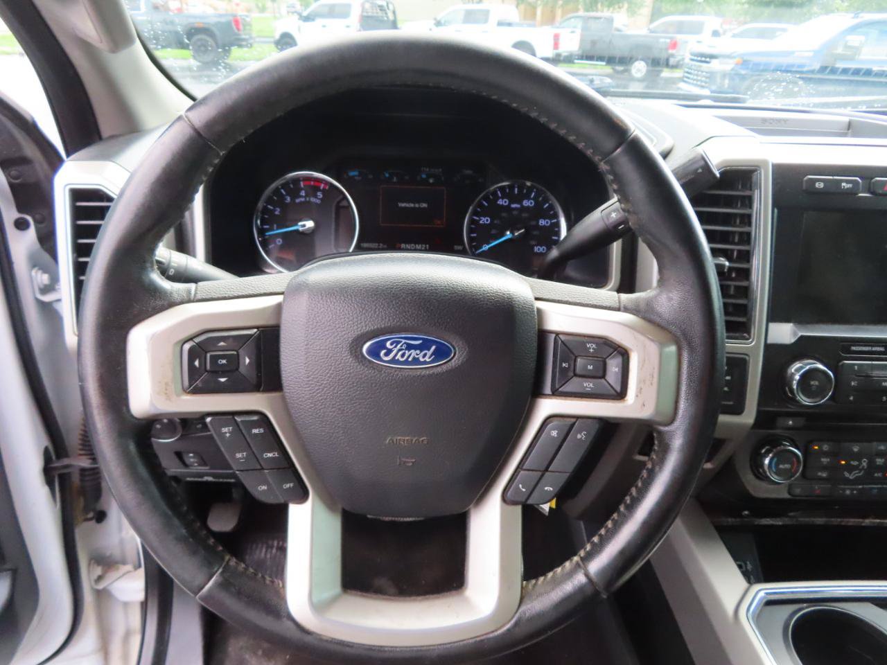 Used 2018 Ford F350 4x4 Crew Cab Super Duty image 34