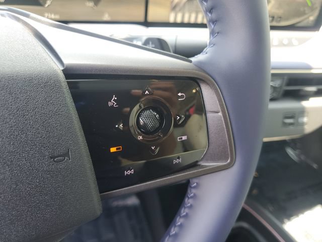 Certified 2026 Nissan Leaf Platinum+ w/ Floor Mat Package (Platinum+) FWD image 20