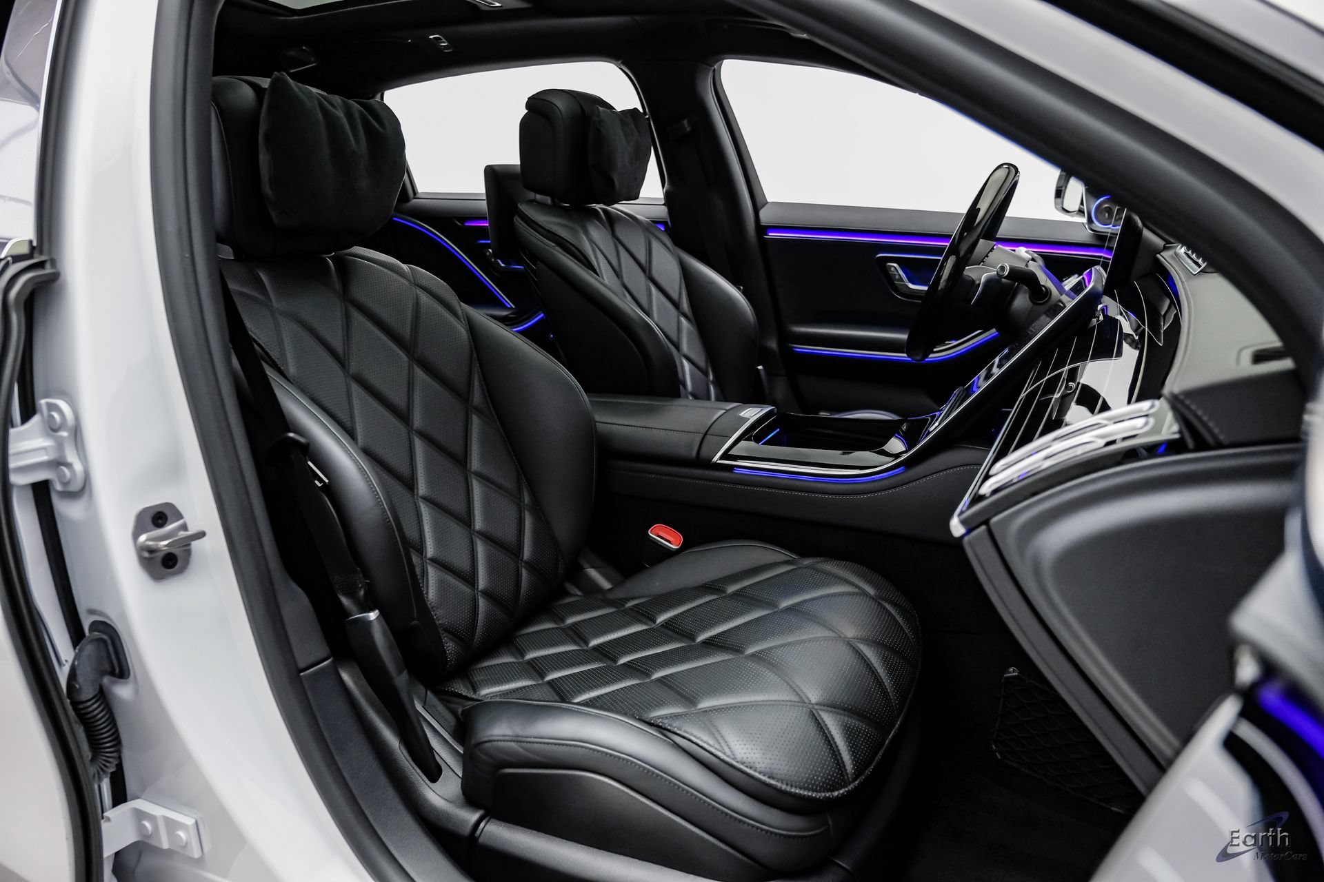 Used 2024 Mercedes-Benz Maybach S 580 4MATIC image 54