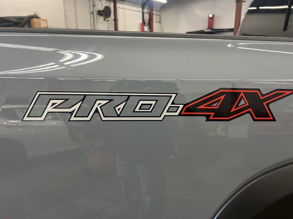 New 2026 Nissan Frontier PRO-4X w/ Pro-4x Convenience Package image 26