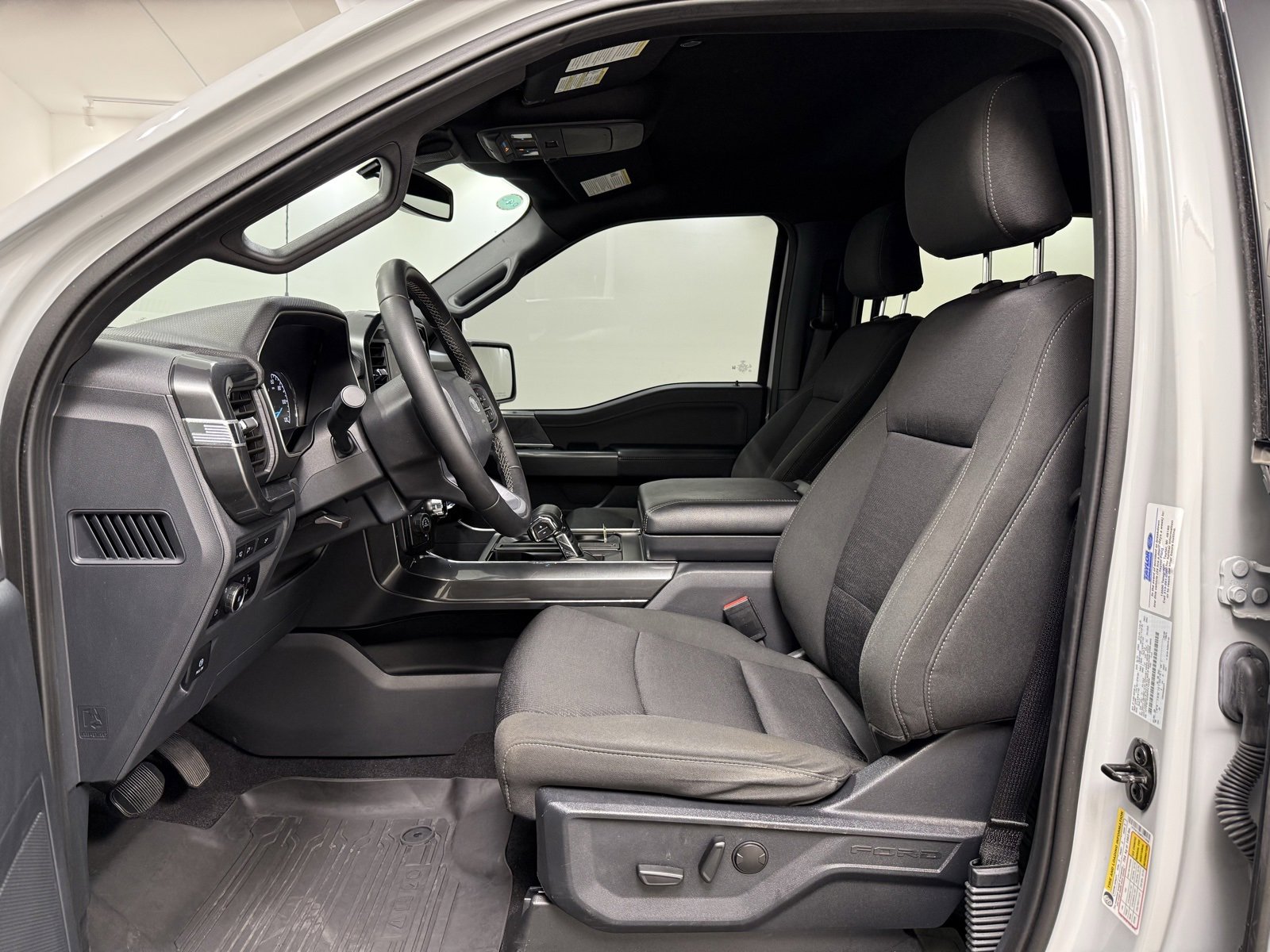 Used 2023 Ford F150 XLT w/ Equipment Group 302A High image 18