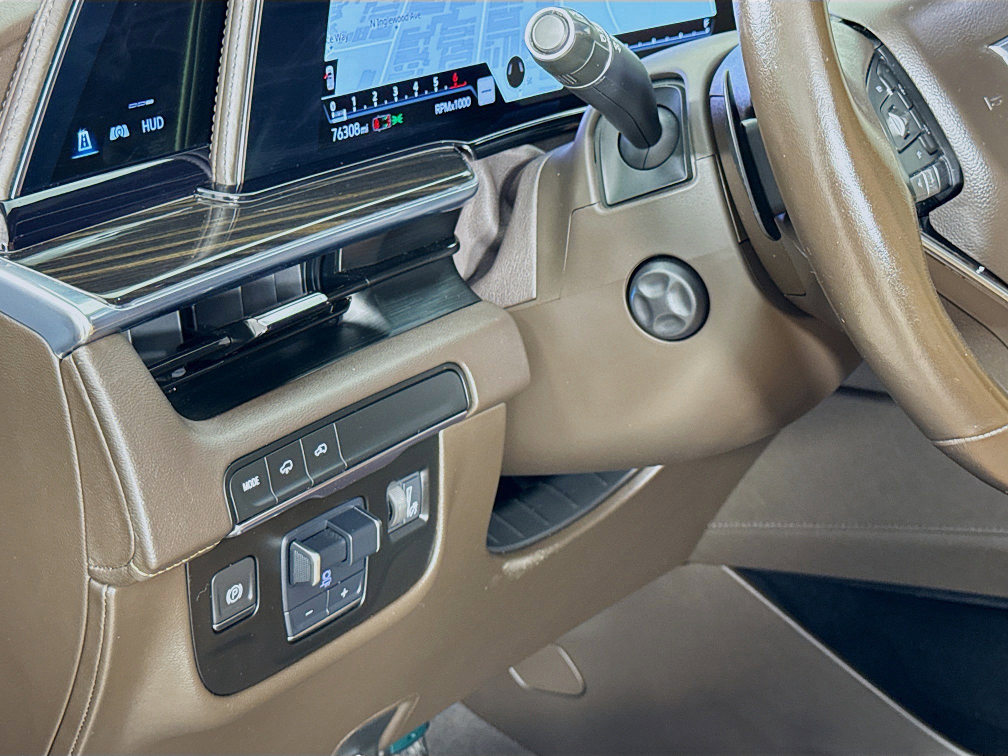 Used 2021 Cadillac Escalade Sport w/ Driver Assist Tech Package image 10