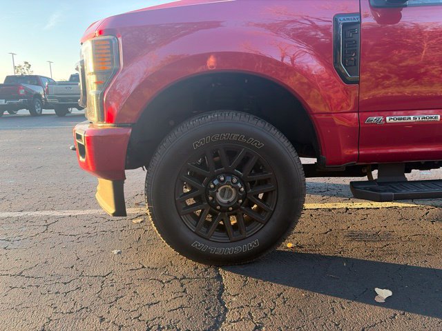 Used 2022 Ford F250 Lariat w/ Black Appearance Package AWD/4WD image 4