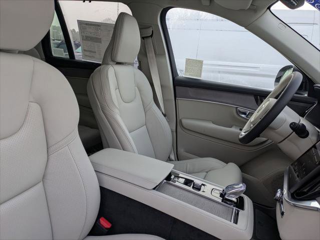 New 2026 Volvo XC90 B6 Ultra w/ Protection Package image 14