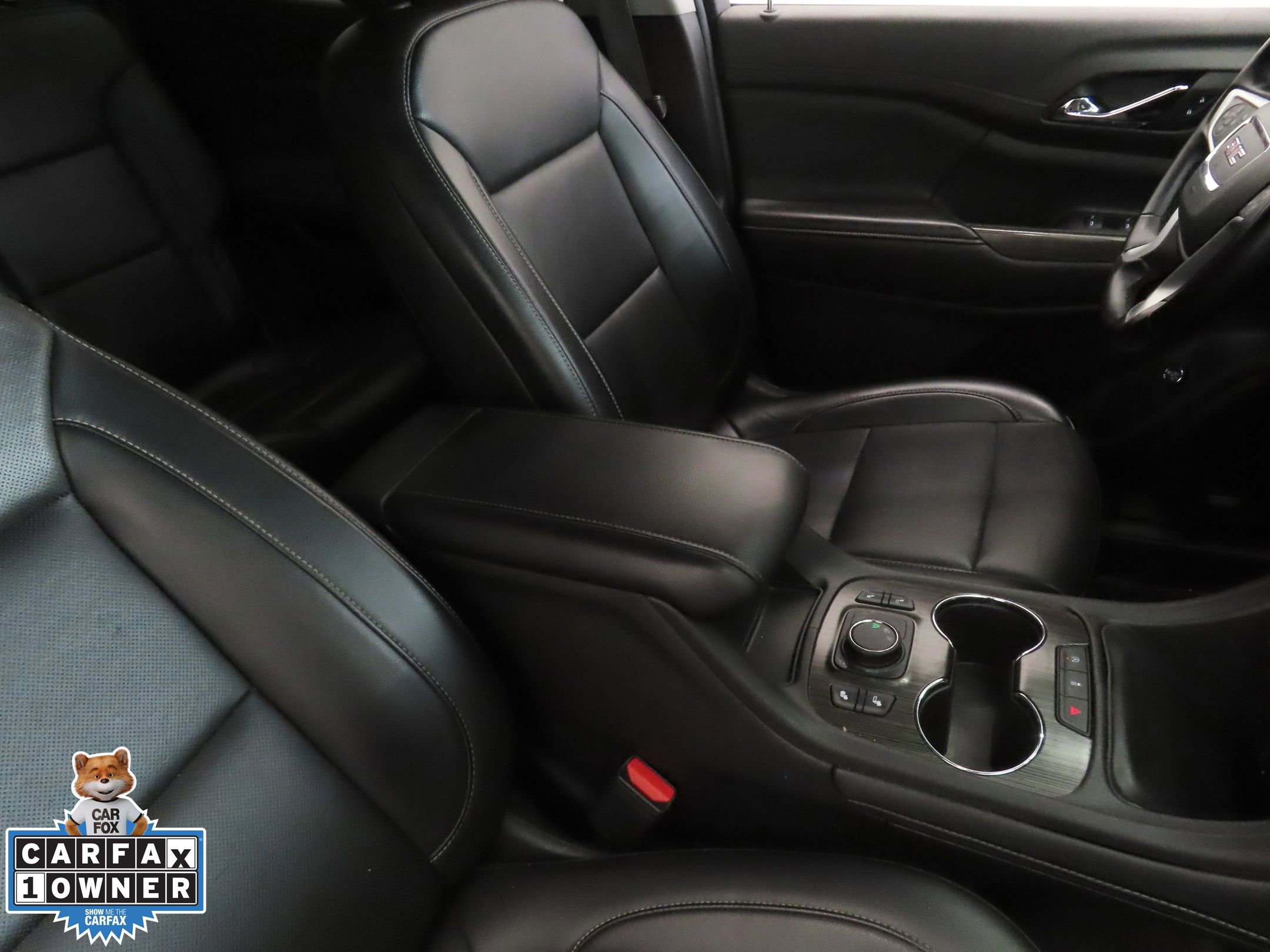 Used 2023 GMC Acadia SLT image 28