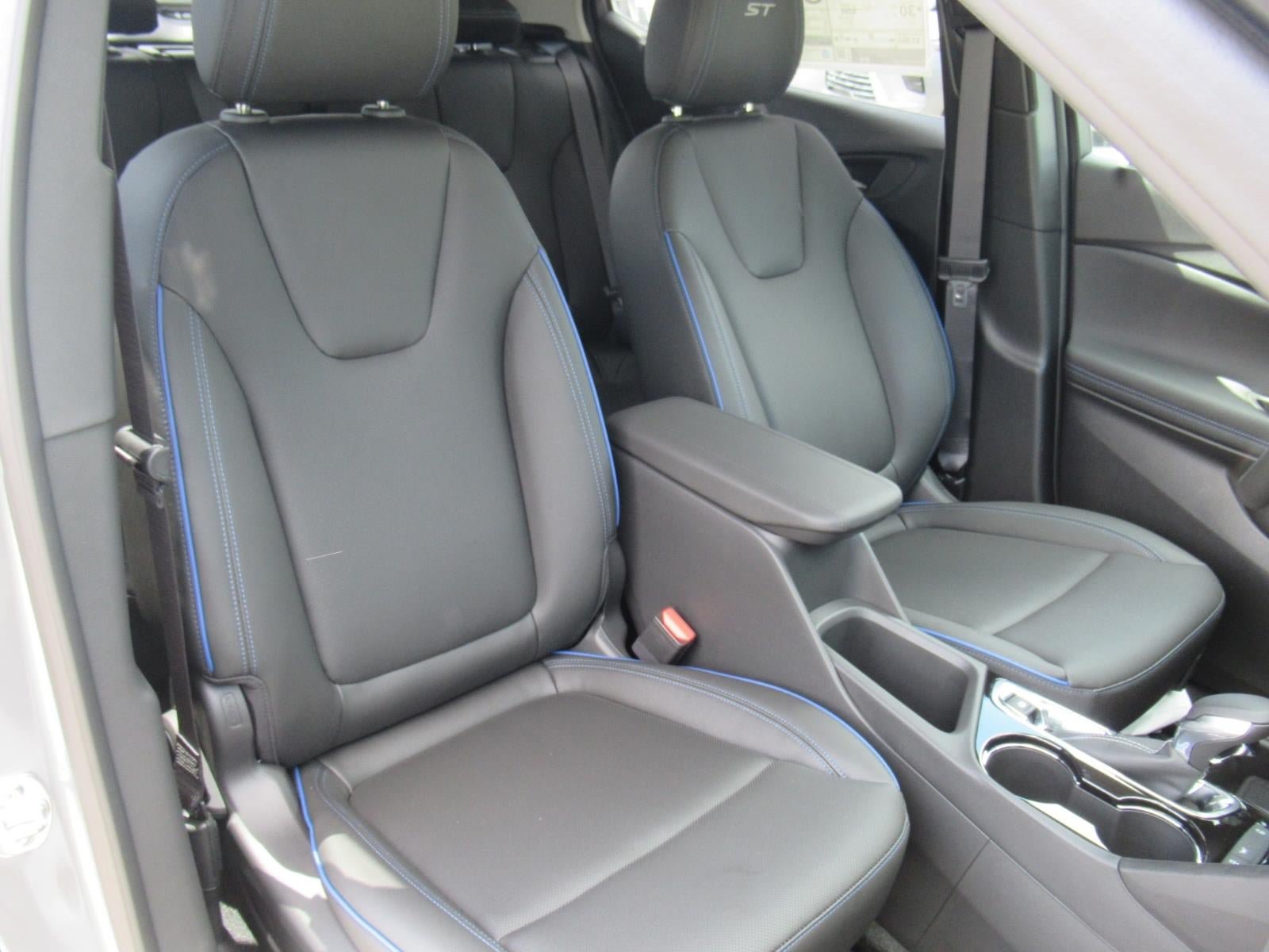 New 2026 Buick Encore GX Sport Touring w/ Advanced Technology Package FWD image 9