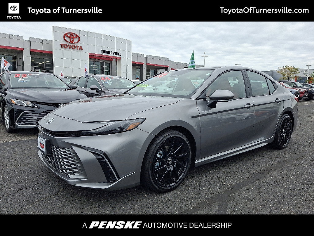 Used 2026 Toyota Camry XSE FWD image 1