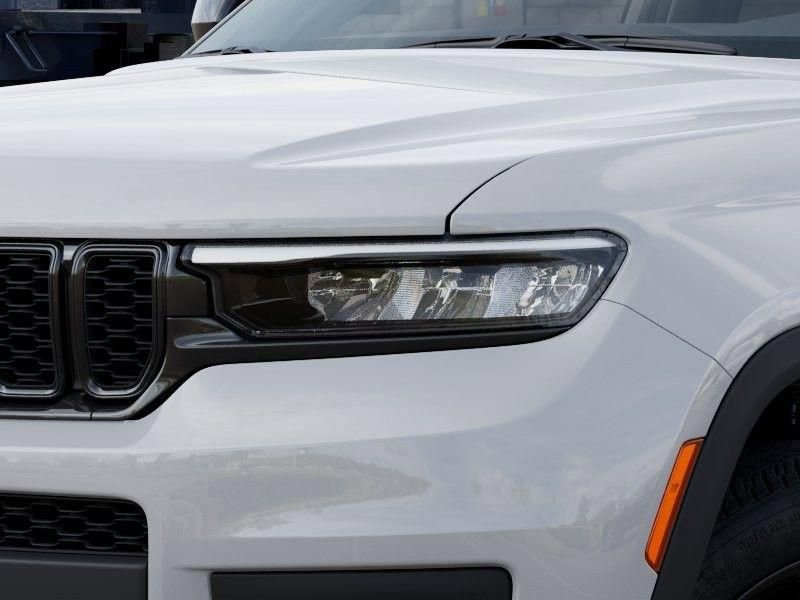 New 2025 Jeep Grand Cherokee L Altitude AWD/4WD image 10
