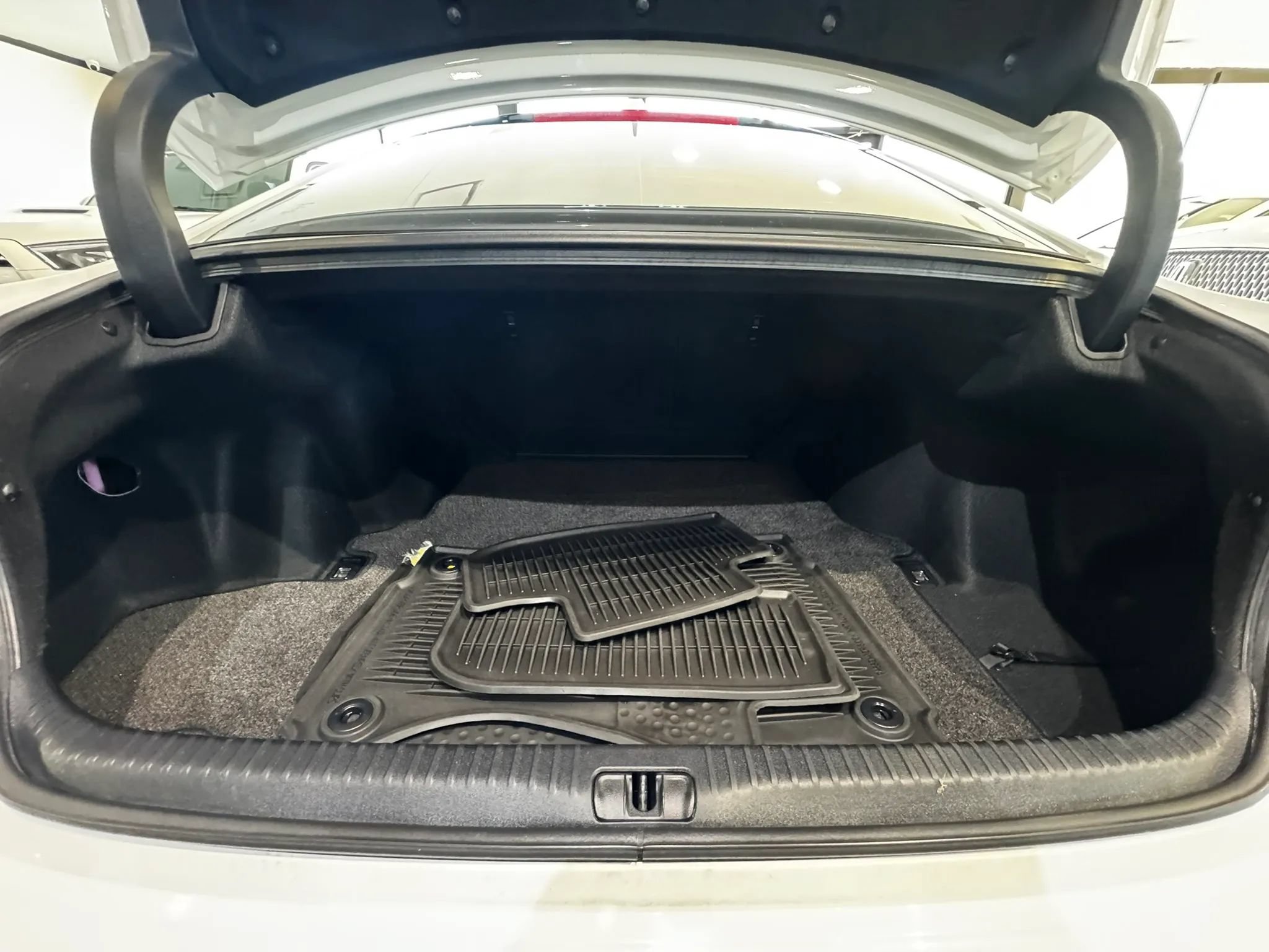 Used 2016 Lexus RC 350 AWD image 39