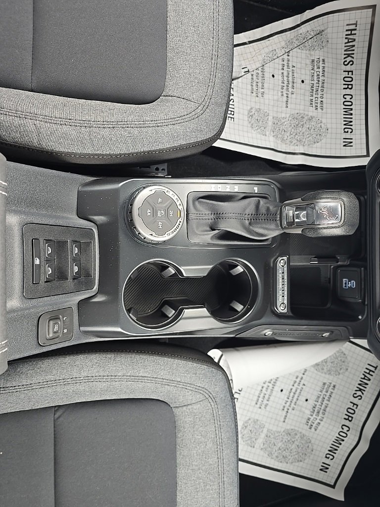 New 2025 Ford Bronco 4-Door w/ Sasquatch Package image 31
