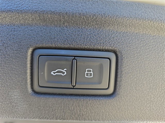 Used 2025 Audi A5 2.0T Premium Plus image 16
