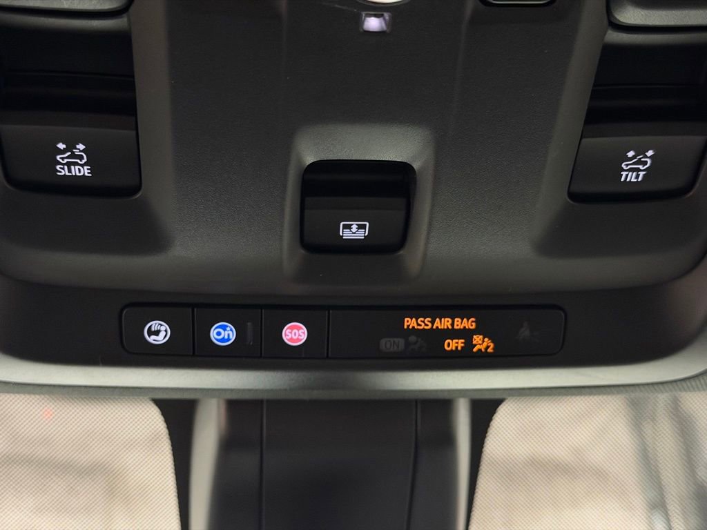 Used 2021 Chevrolet Tahoe High Country w/ Premium Package image 40