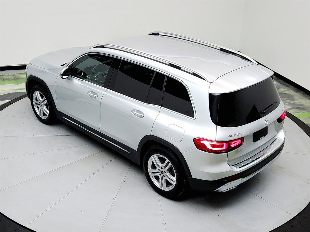 Used 2023 Mercedes-Benz GLB 250 4MATIC image 32