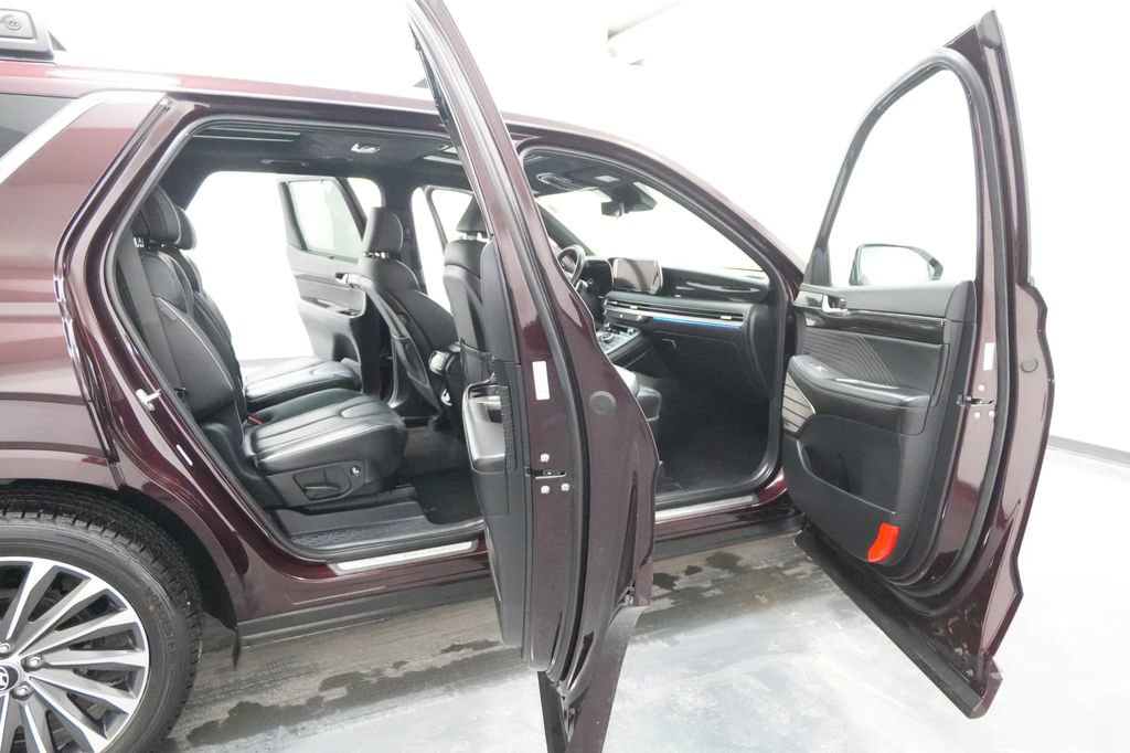 Used 2024 Hyundai Palisade Calligraphy image 34
