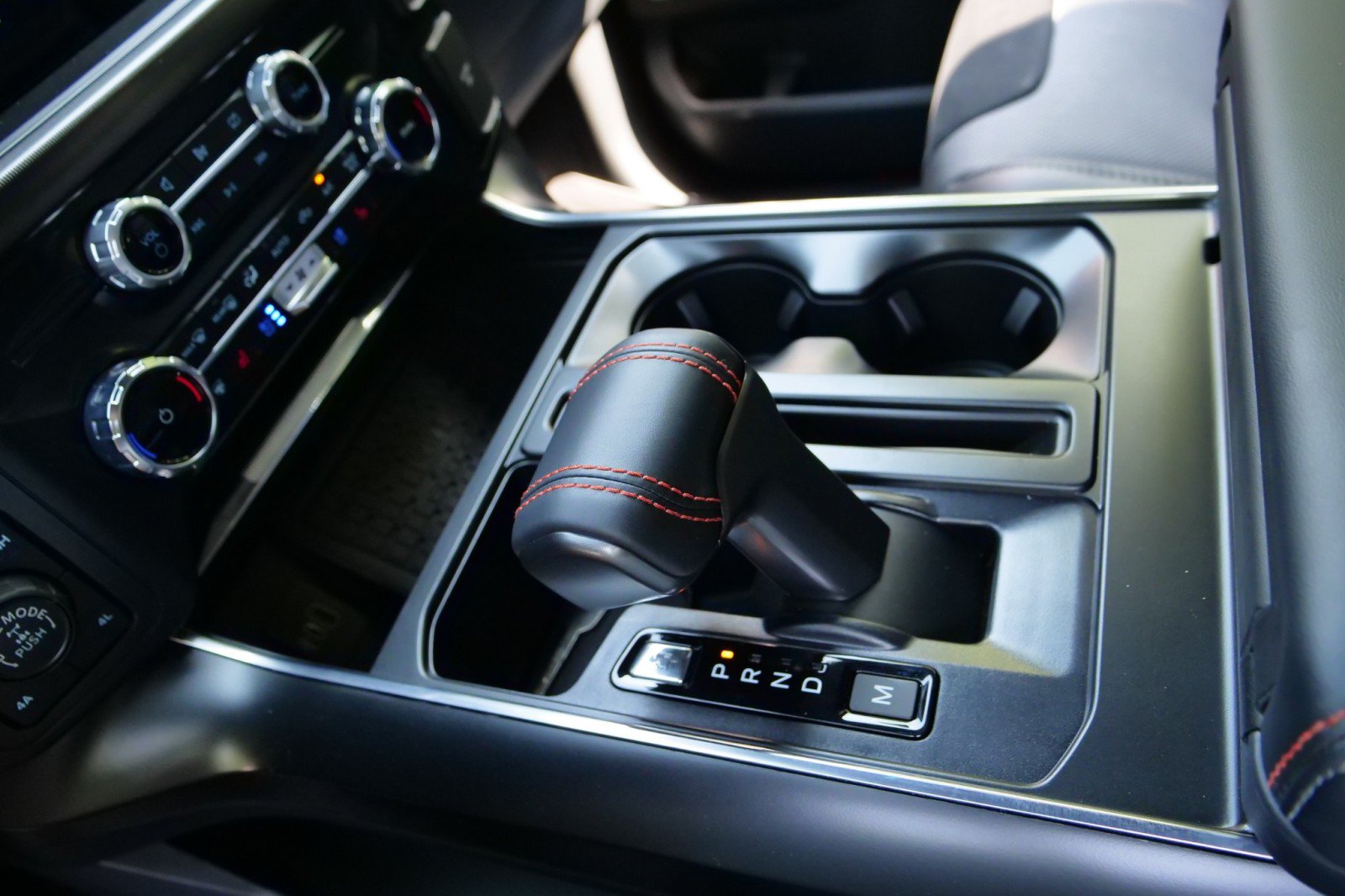 Used 2026 Ford F150 Raptor AWD/4WD image 23
