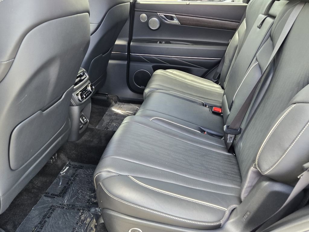 Used 2024 Genesis GV80 3.5T AWD/4WD image 11