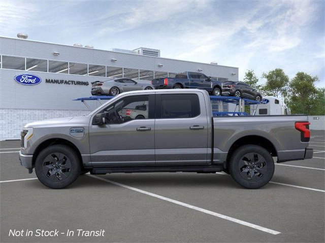 New 2025 Ford F150 Lightning Flash image 3