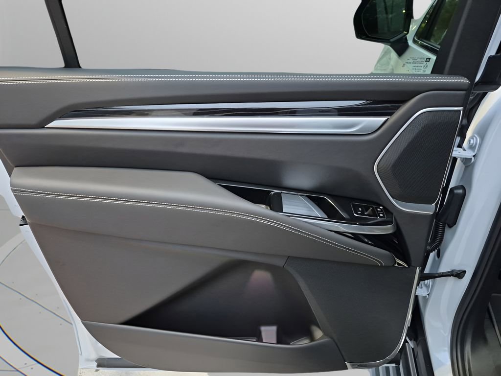 New 2026 Cadillac Escalade ESV Sport AWD/4WD image 20